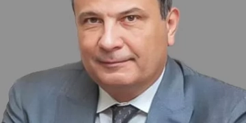 وزير الزراعة يتحدى تجار السوق السوداء.. وينحاز لفلاحي المنوفية 1 - جريدة المساء