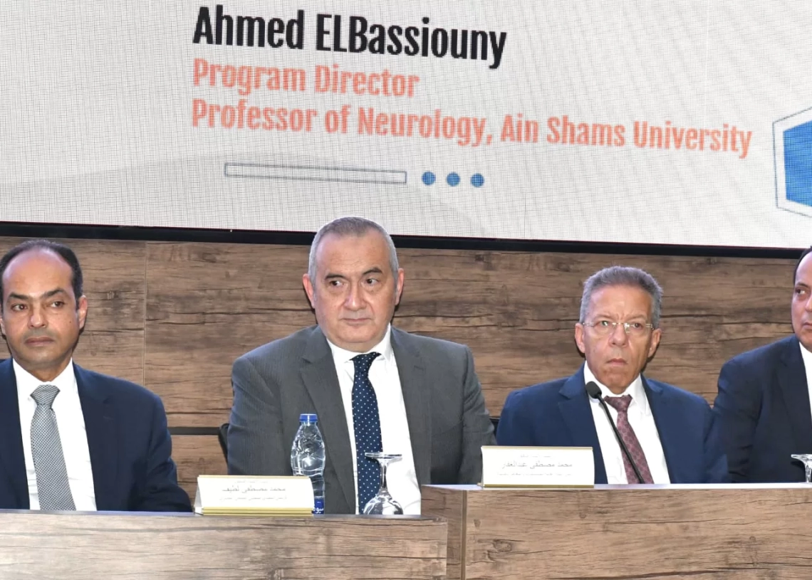 المستشفيات التعليمية افتتحت الدبلومة المهنية للقسطرة المخية التداخلية لخدمة ٦٠ الف حالة مرضية سنويًا 19 - جريدة المساء