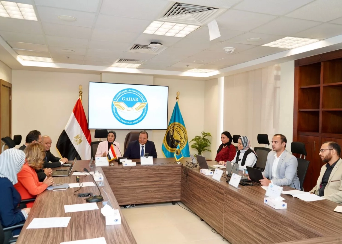 "هيئة الاعتماد" تطلق أول لجنة لوضع معايير وطنية للتطبيب عن بُعد 20 - جريدة المساء "هيئة الاعتماد" تطلق أول لجنة لوضع معايير وطنية للتطبيب عن بُعد 19 - جريدة المساء