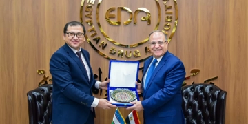 رئيس هيئة الدواء المصرية استقبل السفير الأوزبكي لبحث سبل التعاون 7 - جريدة المساء