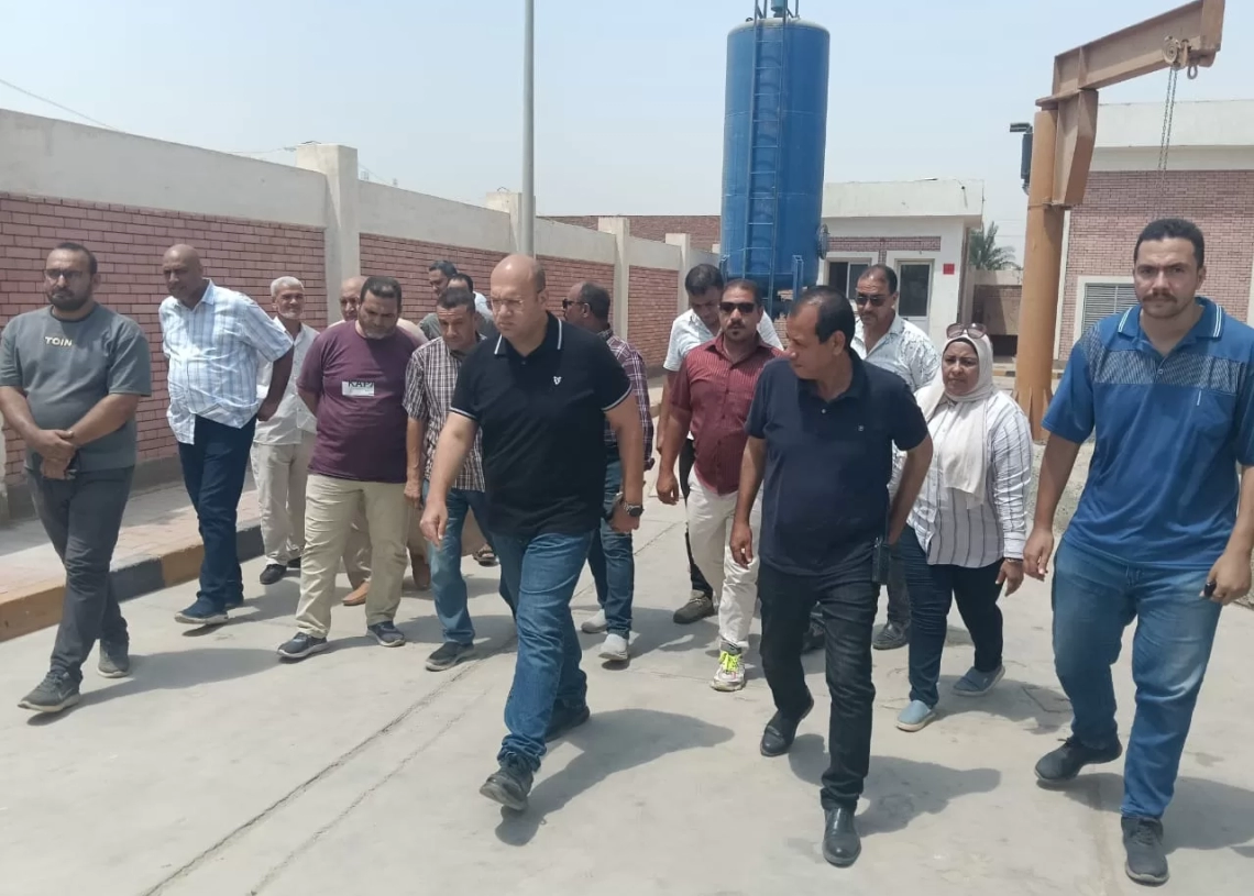 بالصور.. نائب محافظ الجيزة يتفقد قري سقارة ورهينة ودهشور 19 - جريدة المساء