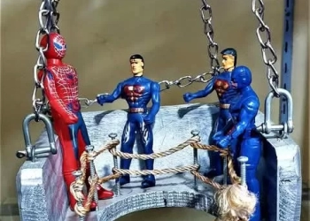 د. زكي عبداللطيف يبتكر صندوقا آمنا لصعود الأفراد على المنشآت البحرية 29 - جريدة المساء