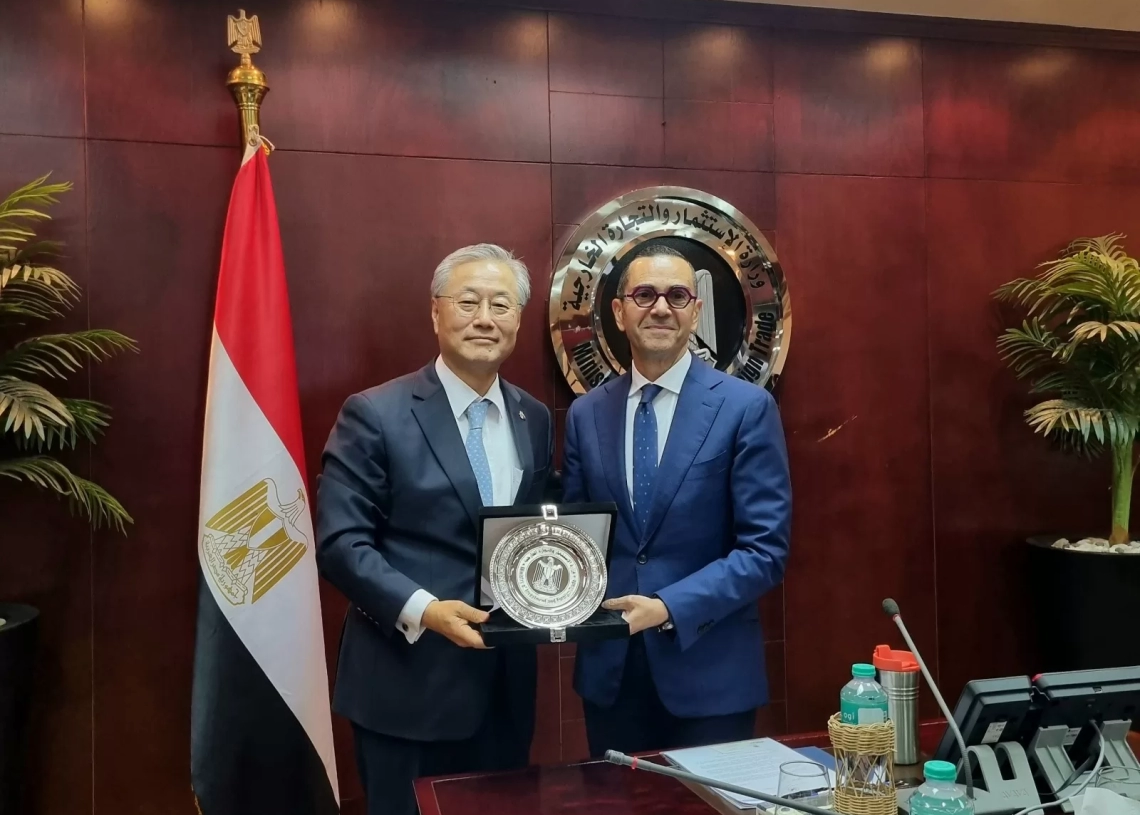 كيم يونغهيون : التكنولوجيا الكوريه المتقدمة تساهم في تعزيز القدرة التنافسية الصناعية لمصر 17 - جريدة المساء