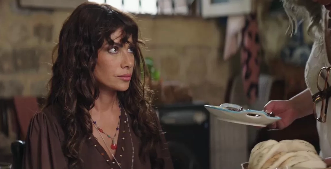 صبا مبارك تواجه نسيان كريم فهمي لها في "220 يوم" 20 - جريدة المساء صبا مبارك تواجه نسيان كريم فهمي لها في "220 يوم" 19 - جريدة المساء