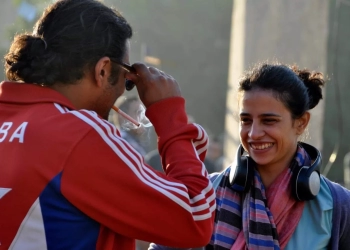 نادين خان تشارك جمهورها صورا من كواليس أعمالها 18 - جريدة المساء