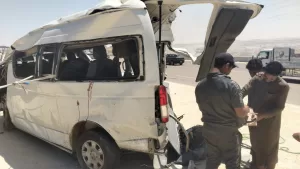 بالصور حادث مروع عند مدينة الضبعة وغلق الطريق في اتجاه مطروح 51 - جريدة المساء