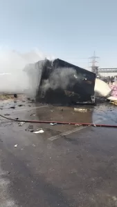 بالصور حادث مروع عند مدينة الضبعة وغلق الطريق في اتجاه مطروح 35 - جريدة المساء