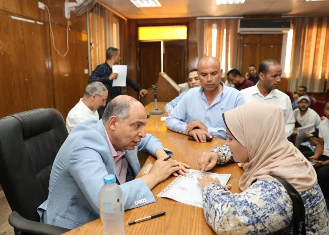 كدواني في جولة بسمالوط: قرارات فورية لخدمة الأهالي واستكمال مشروعات البنية الأساسية 42 - جريدة المساء