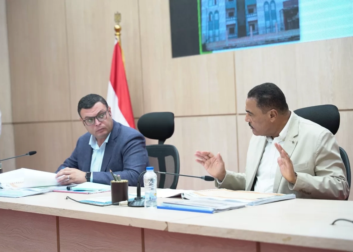 وزير الإسكان ومحافظ مطروح يتابعان الموقف التنفيذي لمشروعات التنمية والمرافق بالمحافظة 20 - جريدة المساء وزير الإسكان ومحافظ مطروح يتابعان الموقف التنفيذي لمشروعات التنمية والمرافق بالمحافظة 19 - جريدة المساء