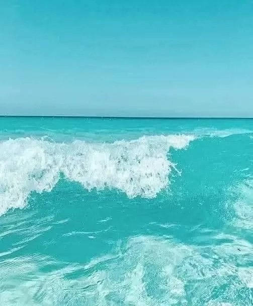 تعرف على الشواطئ الآمنة بمرسى مطروح مع استمرار ارتفاع الامواج 18 - جريدة المساء