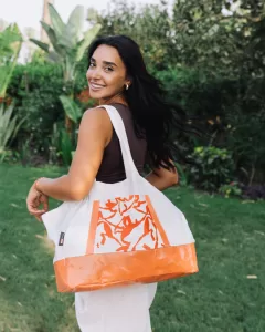 "طلبات مصر" تتعاون مع Upfuse لتحويل أكياس البلاستيك إلى منتجات صديقة للبيئة 21 - جريدة المساء