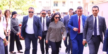 مايا مرسي تتفقد إدارة بولاق الاجتماعية بعد تطويرها ونقلها لأبراج ماسبيرو 2 - جريدة المساء مايا مرسي تتفقد إدارة بولاق الاجتماعية بعد تطويرها ونقلها لأبراج ماسبيرو 1 - جريدة المساء