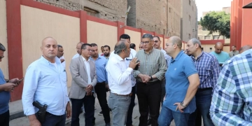 محافظ الجيزة يتفقد محطة الصرف الصحي بقرية منيل شيحة بأبو النمرس 2 - جريدة المساء محافظ الجيزة يتفقد محطة الصرف الصحي بقرية منيل شيحة بأبو النمرس 1 - جريدة المساء