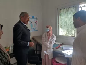 سكرتير عام محافظة مطروح يتفقد قافلة “مطروح الخير” بقرية النصر  23 - جريدة المساء