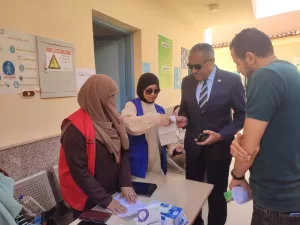 سكرتير عام محافظة مطروح يتفقد قافلة “مطروح الخير” بقرية النصر  19 - جريدة المساء