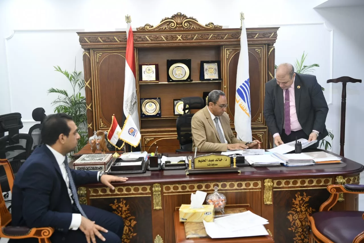 محافظ قنا يعتمد نتيجة الدور الثاني للشهادة الإعدادية بنسبة نجاح 98 % 20 - جريدة المساء