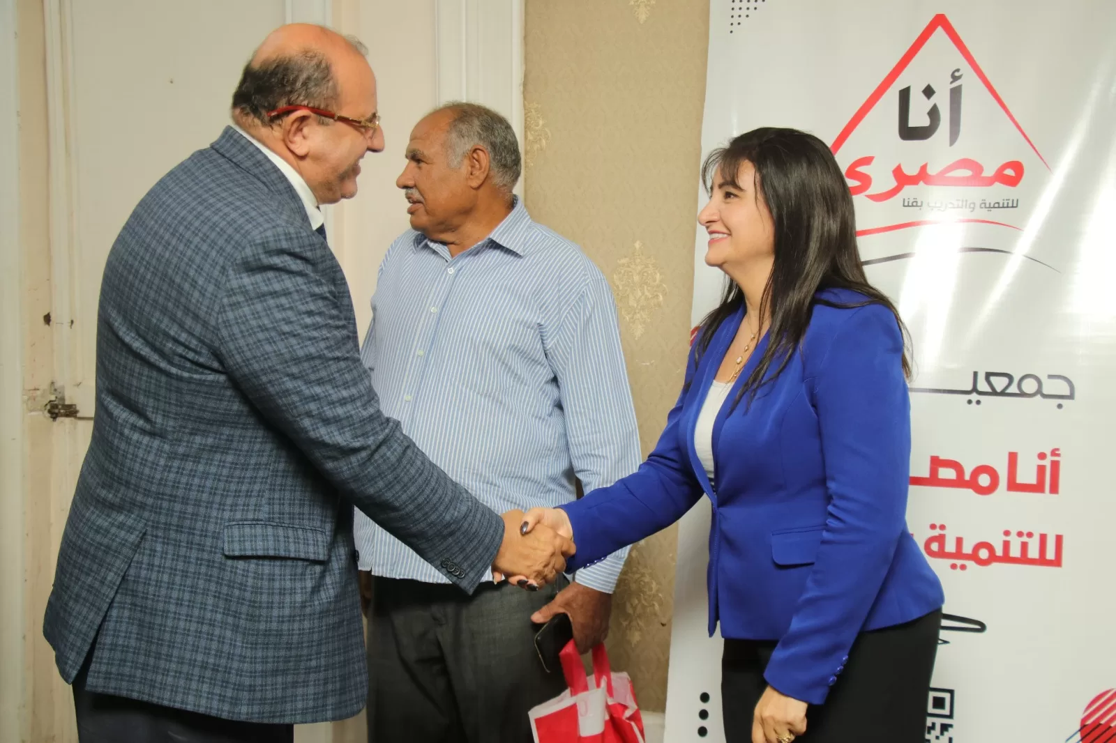 جمعية "أنا مصري" بقنا تحتضن احتفالية عيد السيدة العذراء مريم للعام الثاني على التوالي 21 - جريدة المساء