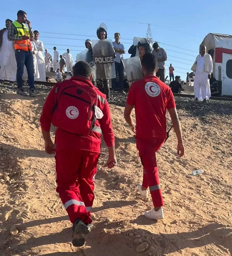 الهلال الأحمر يقدم الدعم النفسي والمساعدات اللازمة لمصابى قطار مطروح 20 - جريدة المساء الهلال الأحمر يقدم الدعم النفسي والمساعدات اللازمة لمصابى قطار مطروح 19 - جريدة المساء