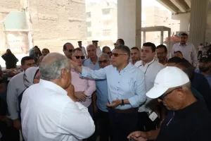 محافظ الجيزة يتفقد أعمال التطوير بمحيط مستشفى بولاق ومحطة مترو الجامعة 30 - جريدة المساء