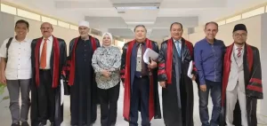 دكتوراه بمرتبة الشرف الأولي للباحث عبدالحكيم حسين  من جامعة القناة 11 - جريدة المساء