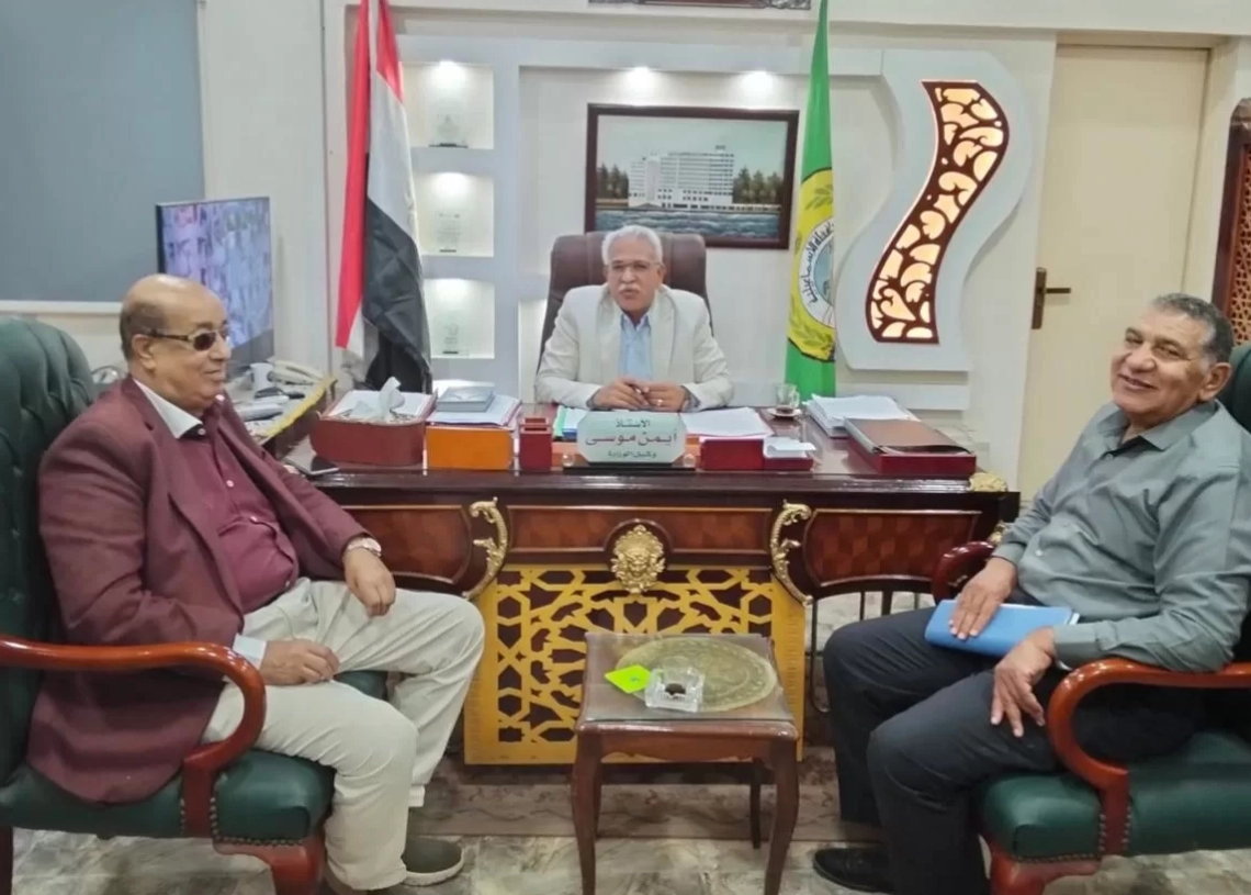 موسى يلتقي نقيب المعلمين بالإسماعيلية لبحث آليات العمل المشترك 19 - جريدة المساء