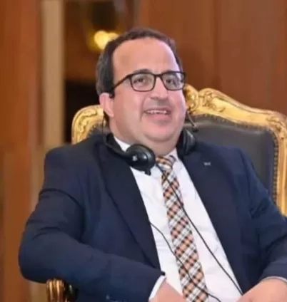 تعيين د. إبراهيم العسال مستشاراً فخرياً لسفارة فنزويلا بالقاهره 19 - جريدة المساء