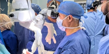 جامعة القناة تنجح في إجراء أول جراحة نوعية لإستئصال ورم بالمخ 1 - جريدة المساء