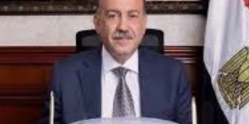 أزمة المواصلات بين أسيوط وديروط عرض مستمر 1 - جريدة المساء