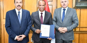 د. محمود شعيب وكيلاً لكلية العلوم الرياضية بجامعة القناة 1 - جريدة المساء