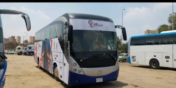 حافلات خاصة تحمل شعار بطولة العالم لكرة اليد تحت 19 سنة لنقل المنتخبات 1 - جريدة المساء