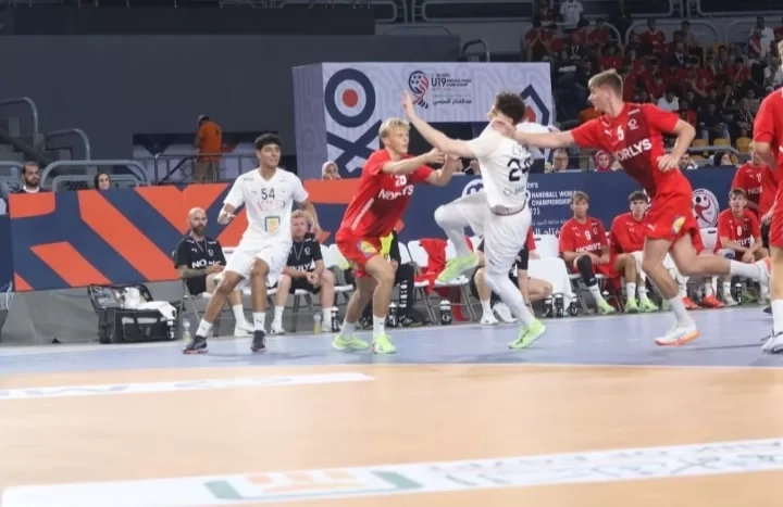 في مباراة مثيرة.. منتخب الناشئين يتعادل مع الدنمارك ويتأهل لربع نهائي مونديال اليد 19 - جريدة المساء