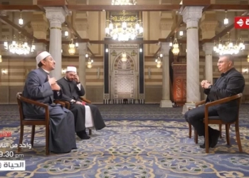 "واحد من الناس" يحتفل بالمولد النبوي من رحاب مسجد السيدة زينب 17 - جريدة المساء