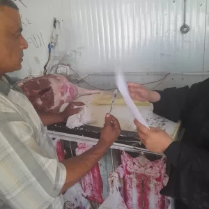 بالصور.. لحوم فاسدة داخل منفذ بيع بالشروق 23 - جريدة المساء