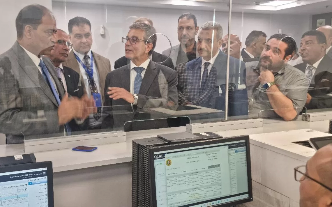 أموى.. يقوم بجولة ميدانية بالمنافذ الجمركية بالعين السخنة 19 - جريدة المساء