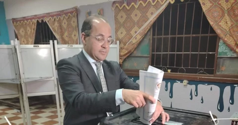 وزير المالية يدلى بصوته فى انتخابات مجلس الشيوخ 19 - جريدة المساء