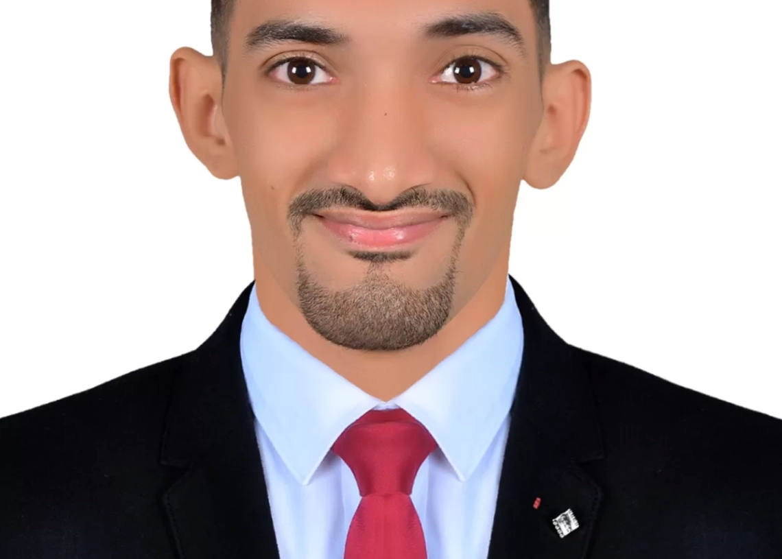 عبدالرحمن الديب يصدر ديوانه الأول "طاقة مش إعاقة" 19 - جريدة المساء