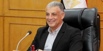 المحافظ يهنئ الإسماعيلي بفوزه الأول ويُشيد بـ"الجمعية العمومية 1 - جريدة المساء
