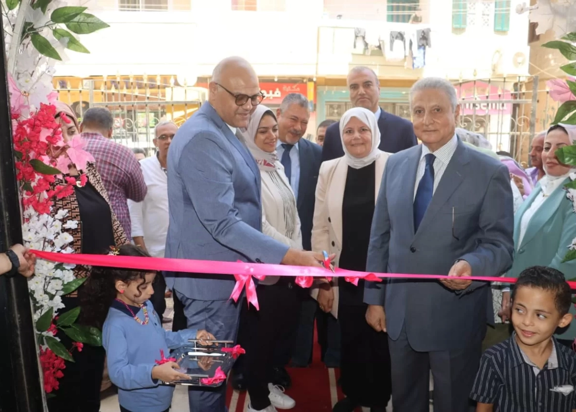 احتفالاً بعيدها القومى .. محافظ القليوبية والسفير رضا الطايفي يفتتحان مكتبة مصر العامة 18 - جريدة المساء احتفالاً بعيدها القومى .. محافظ القليوبية والسفير رضا الطايفي يفتتحان مكتبة مصر العامة 17 - جريدة المساء