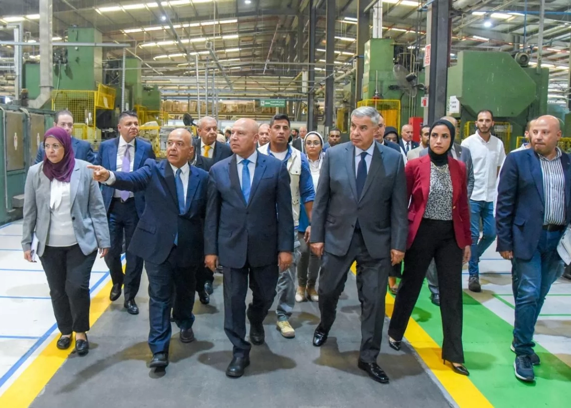 وزير الصناعة ومحافظ الاسكندرية يبحثان التحديات التي تواجه المصنعين بالمحافظة وسبل حلها 18 - جريدة المساء وزير الصناعة ومحافظ الاسكندرية يبحثان التحديات التي تواجه المصنعين بالمحافظة وسبل حلها 17 - جريدة المساء