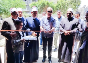 محافظ المنيا يفتتح مسجد العبور بعد تجديده ويؤدي صلاة الجمعة وسط أجواء إيمانية 19 - جريدة المساء