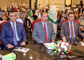 محافظ سوهاج يشهد احتفالية تكريم أوائل الشهادات بمدرسة الأرقم للبنات 31 - جريدة المساء