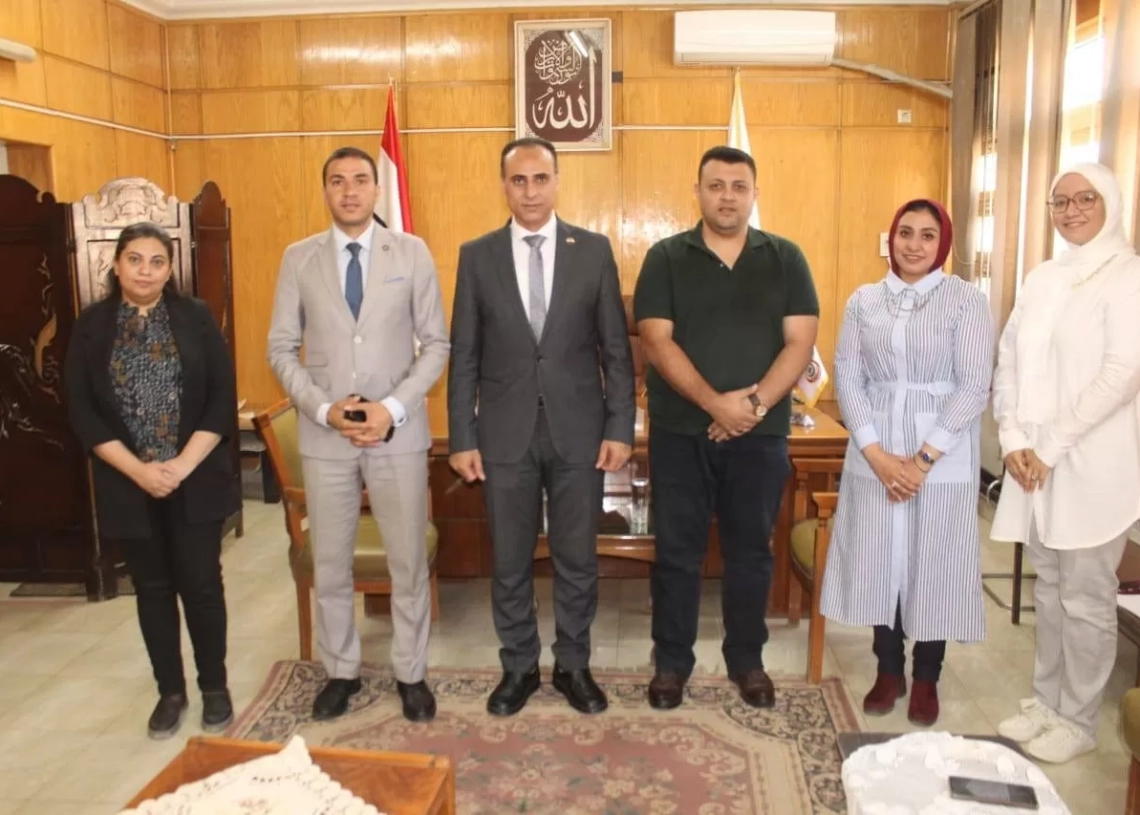 وحدة السكان بالمحافظة تلتقى وكيل الوزارة لبحث تشكيل الوحدة فرعية بمديرية الصحة ومناقشة الإستراتيجية الوطنية للسكان 19 - جريدة المساء وحدة السكان بالمحافظة تلتقى وكيل الوزارة لبحث تشكيل الوحدة فرعية بمديرية الصحة ومناقشة الإستراتيجية الوطنية للسكان 18 - جريدة المساء