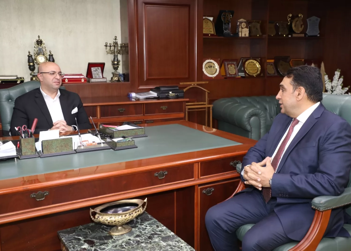 محافظ بني سويف يستقبل السكرتير العام المساعد "الجديد" ويوجه بتعزيز الانضباط ودعم التنمية المحلية 19 - جريدة المساء