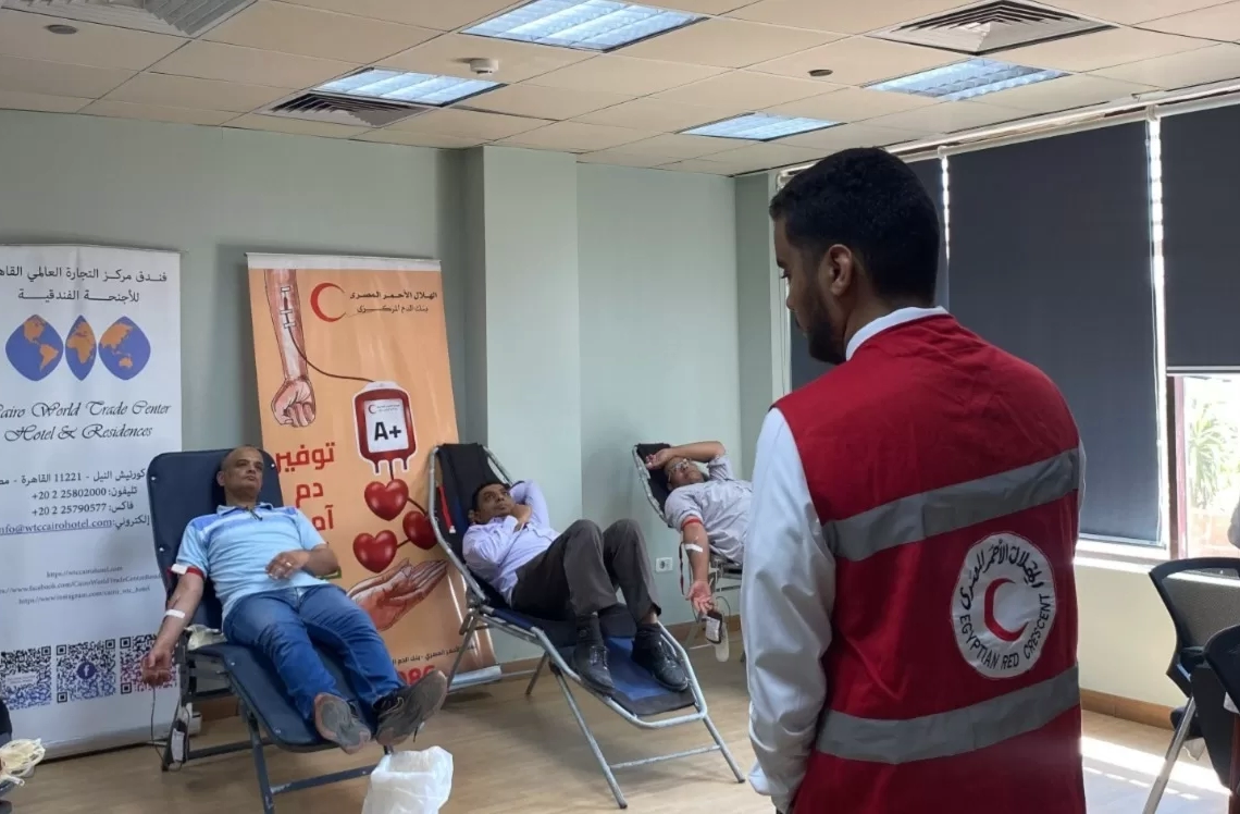 الهلال الأحمر ينظم حملة للتبرع بالدم ضمن جهوده في دعم المرضى 19 - جريدة المساء الهلال الأحمر ينظم حملة للتبرع بالدم ضمن جهوده في دعم المرضى 18 - جريدة المساء