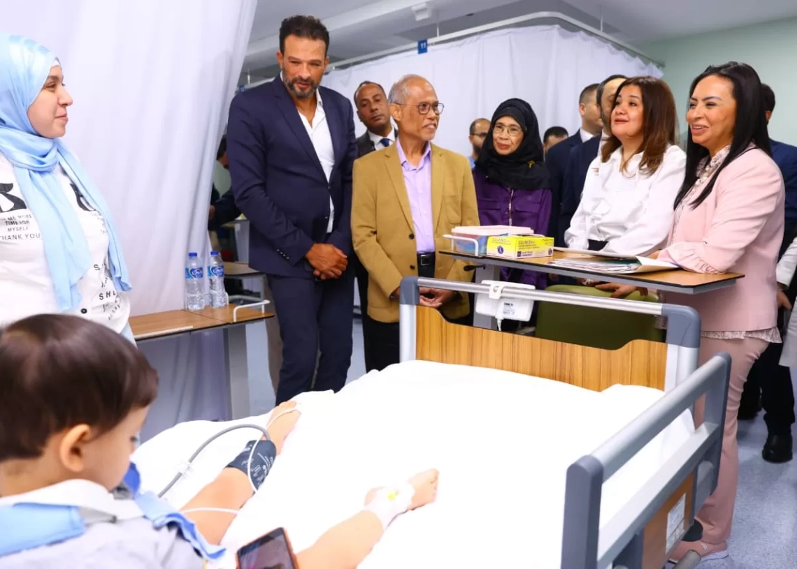 مستشفى الناس للأطفال يبهر وزير سنغافورة بجودة خدماته المجانية 19 - جريدة المساء