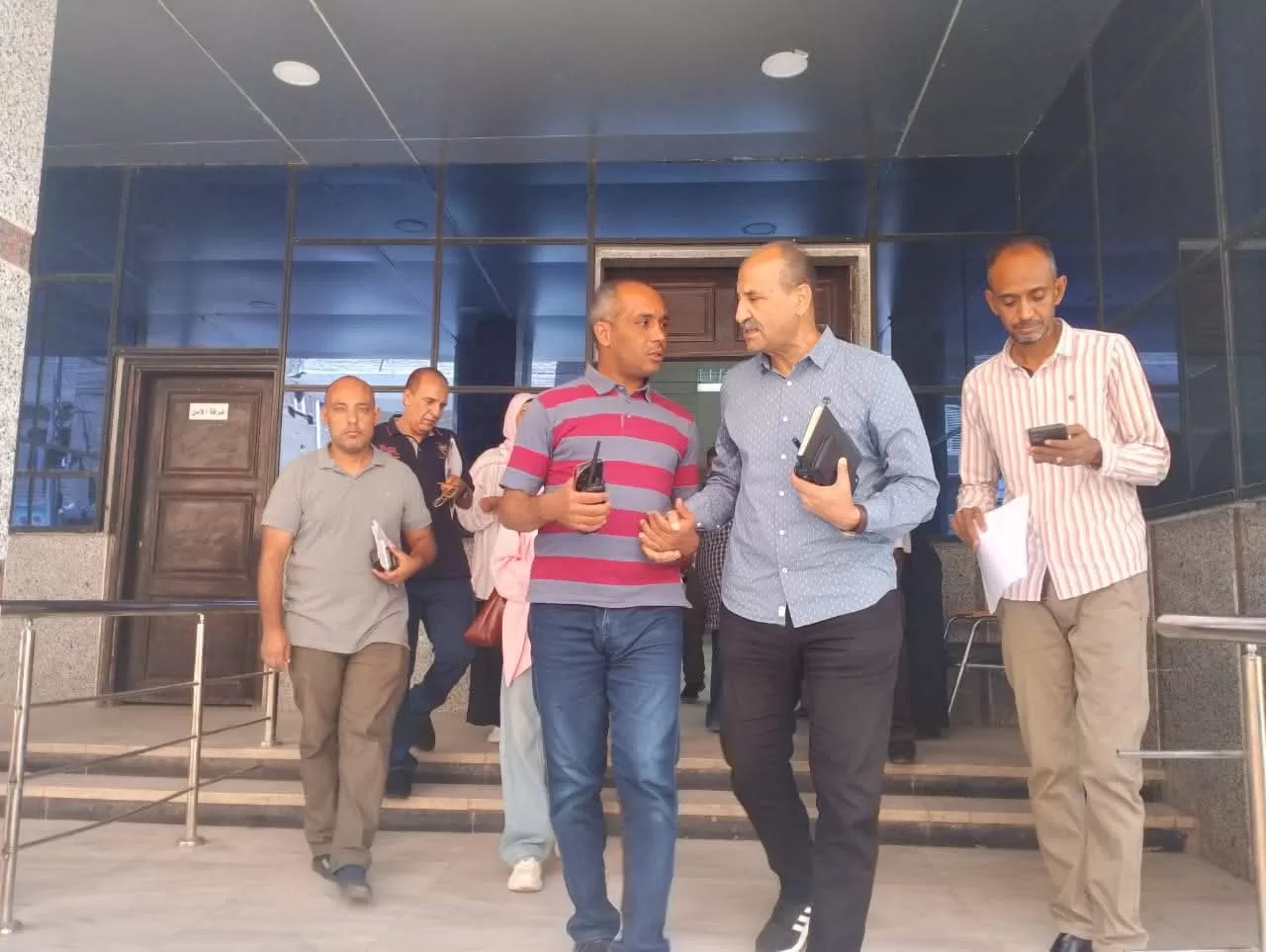 سكرتير عام قنا يشن جولة مفاجئة بنقادة لمتابعة ملفات التقنين والتصالح: لا تهاون في خدمة المواطنين! 33 - جريدة المساء