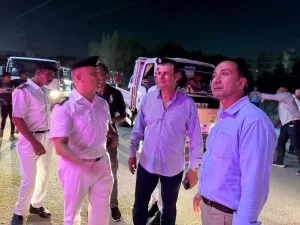 "الجيزة" تزيل إشغالات لكافيهات خلال حملة مسائية بحدائق الأهرام 45 - جريدة المساء