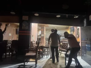 "الجيزة" تزيل إشغالات لكافيهات خلال حملة مسائية بحدائق الأهرام 53 - جريدة المساء