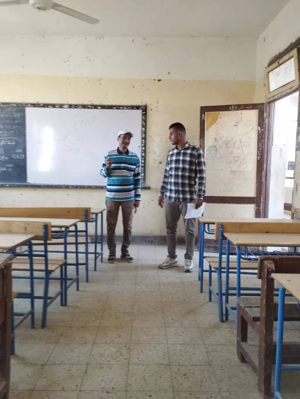 زيارة مفاجئة من مدير المتابعة لمدارس قرية العليقات بقوص استعداداً للعام الدراسي الجديد 31 - جريدة المساء