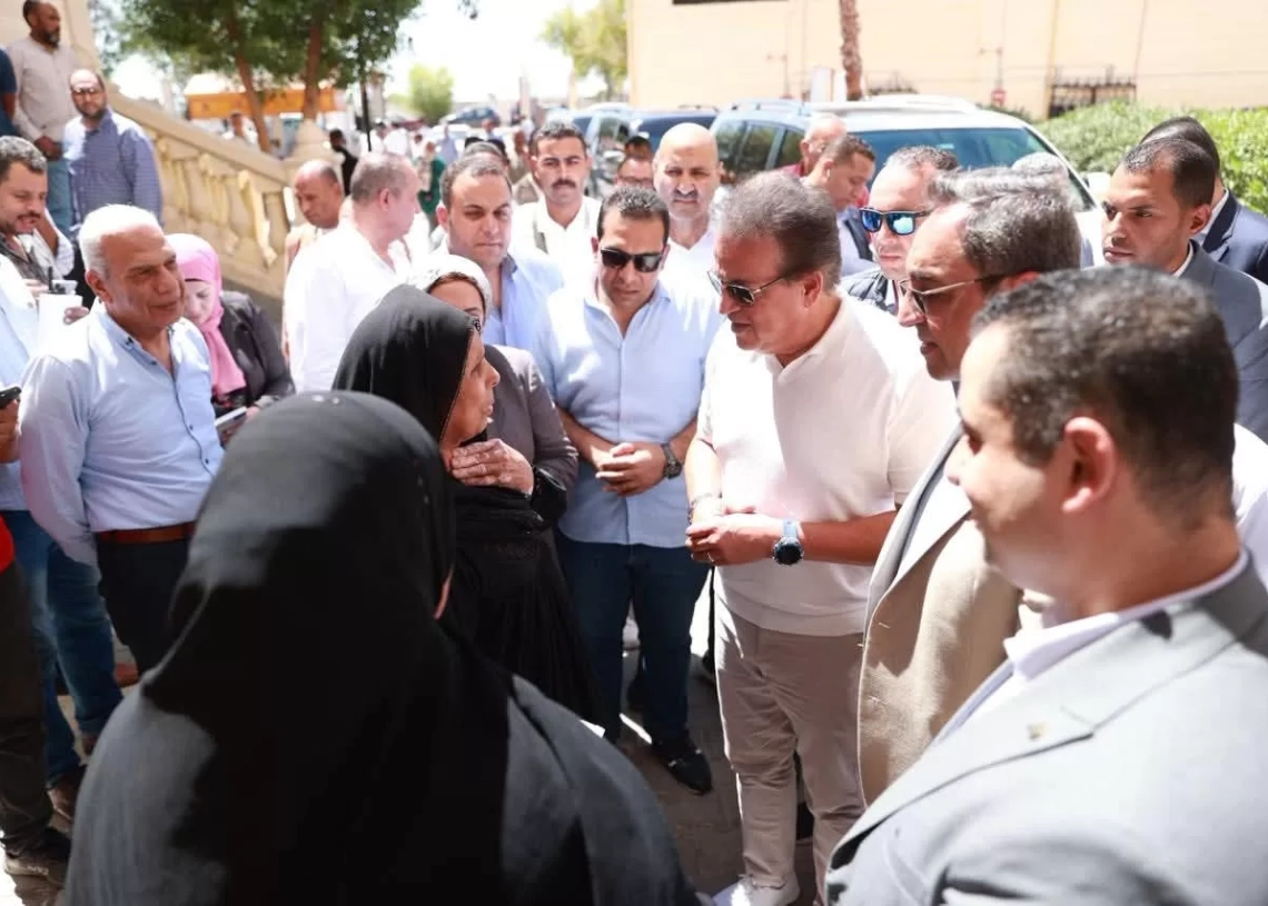 وزير الصحة يوجه بإنشاء وحدة لزراعة النخاع ومستشفى للصحة النفسية بقنا 19 - جريدة المساء